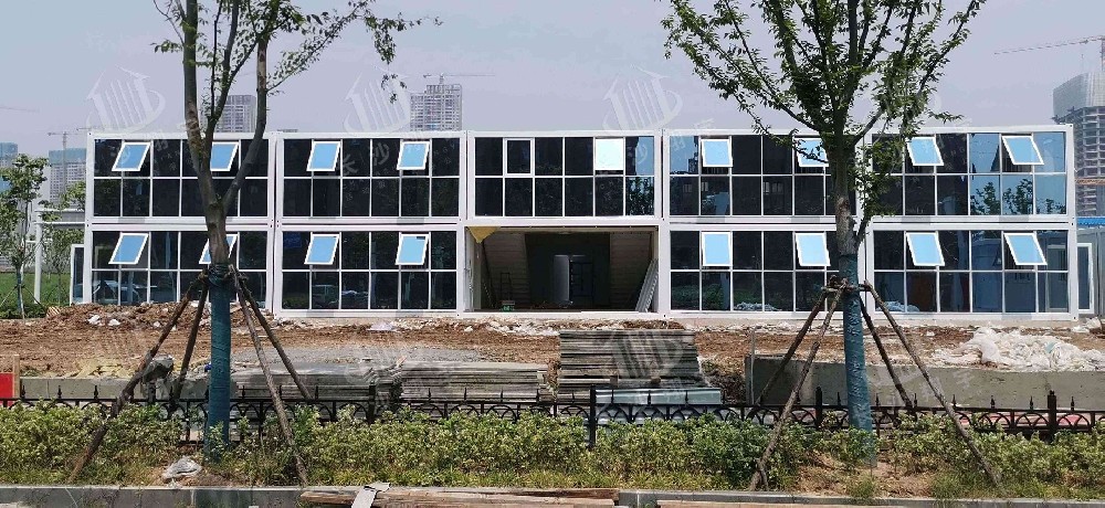 中建三局-東湖金茂項目
